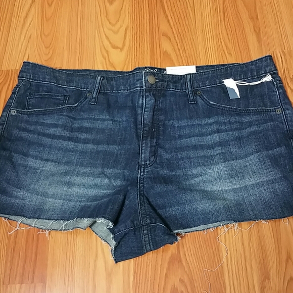 Universal tread New Size 18/34  Hi-rise Shortie - Picture 4 of 7